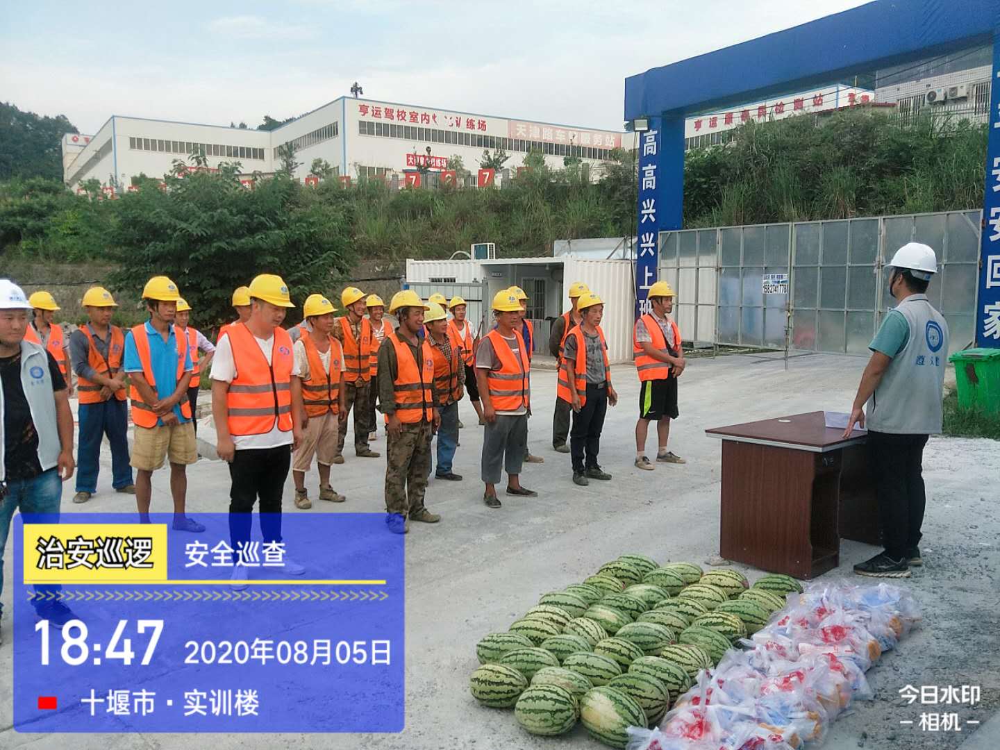 566651f44e7dddf3f8b9f59a3d0e332